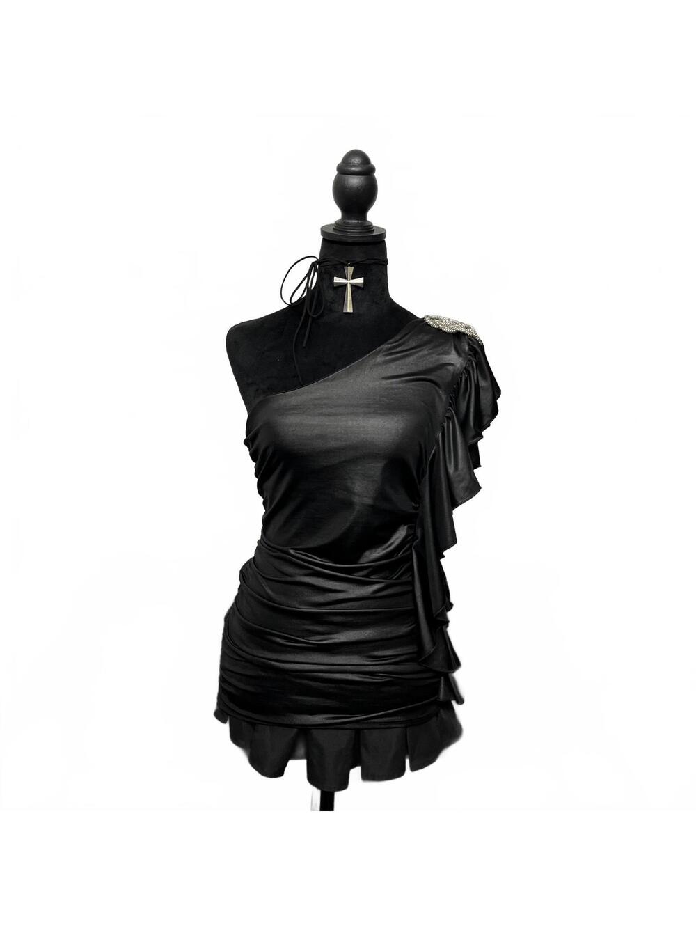 Y2K Seduction Sz M Shiny Black One Shoulder Ruffled Top With Silver Hardware